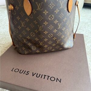Louis Vuitton Monogram Neverfull MM cerises red